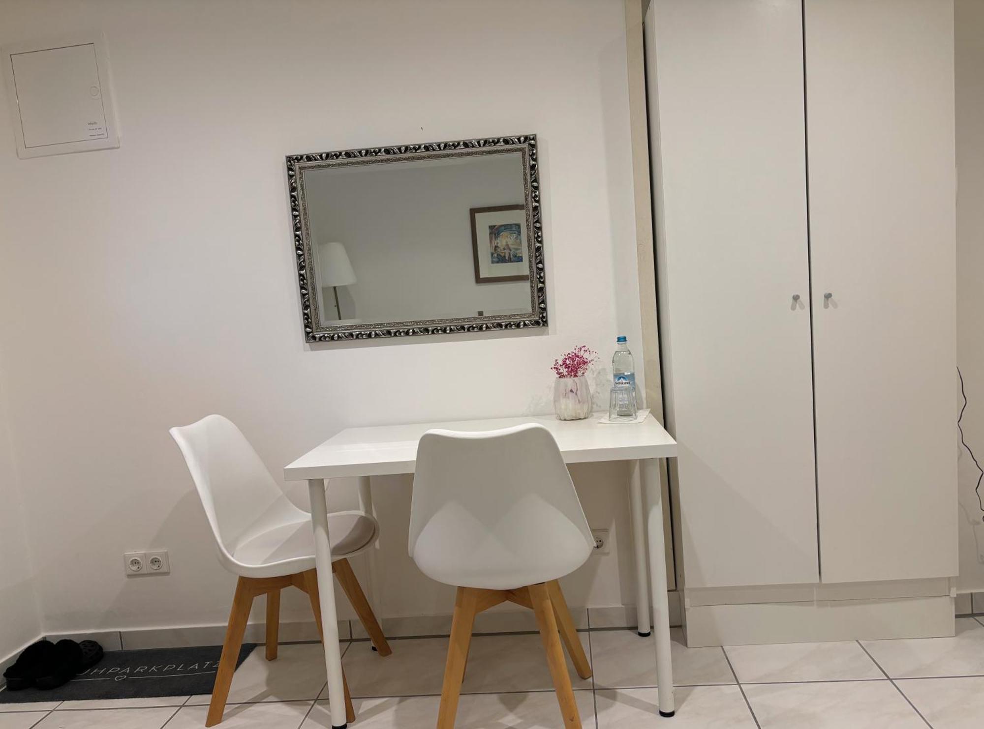 Apartment In Natur Und Flughafen Naehe Νυρεμβέργη Εξωτερικό φωτογραφία